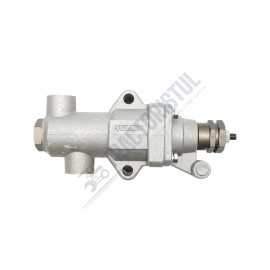 Supapa frana tripla valva tractor U-650  31.65.019